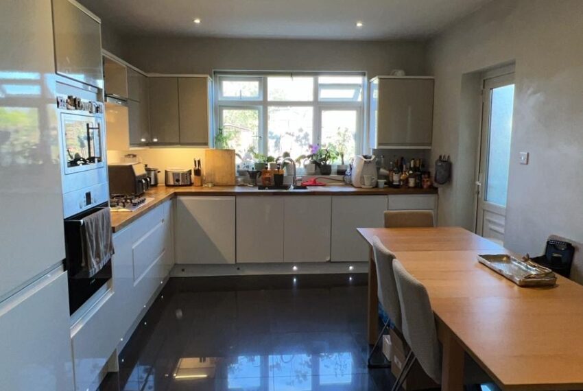 7d2b013f-6dec-44b9-925b-64055334577a